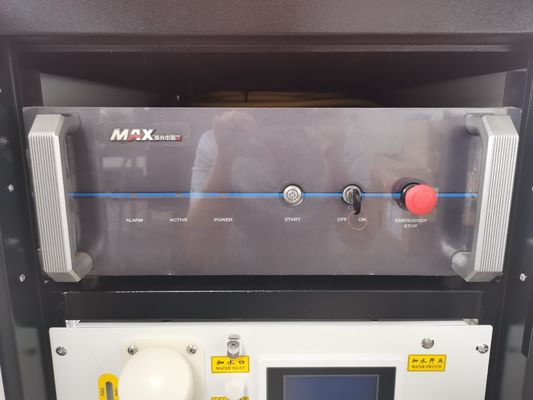 Saldatore tenuto in mano 120mm/S IEC60825 del laser di raffreddamento ad acqua 50HZ 6mm
