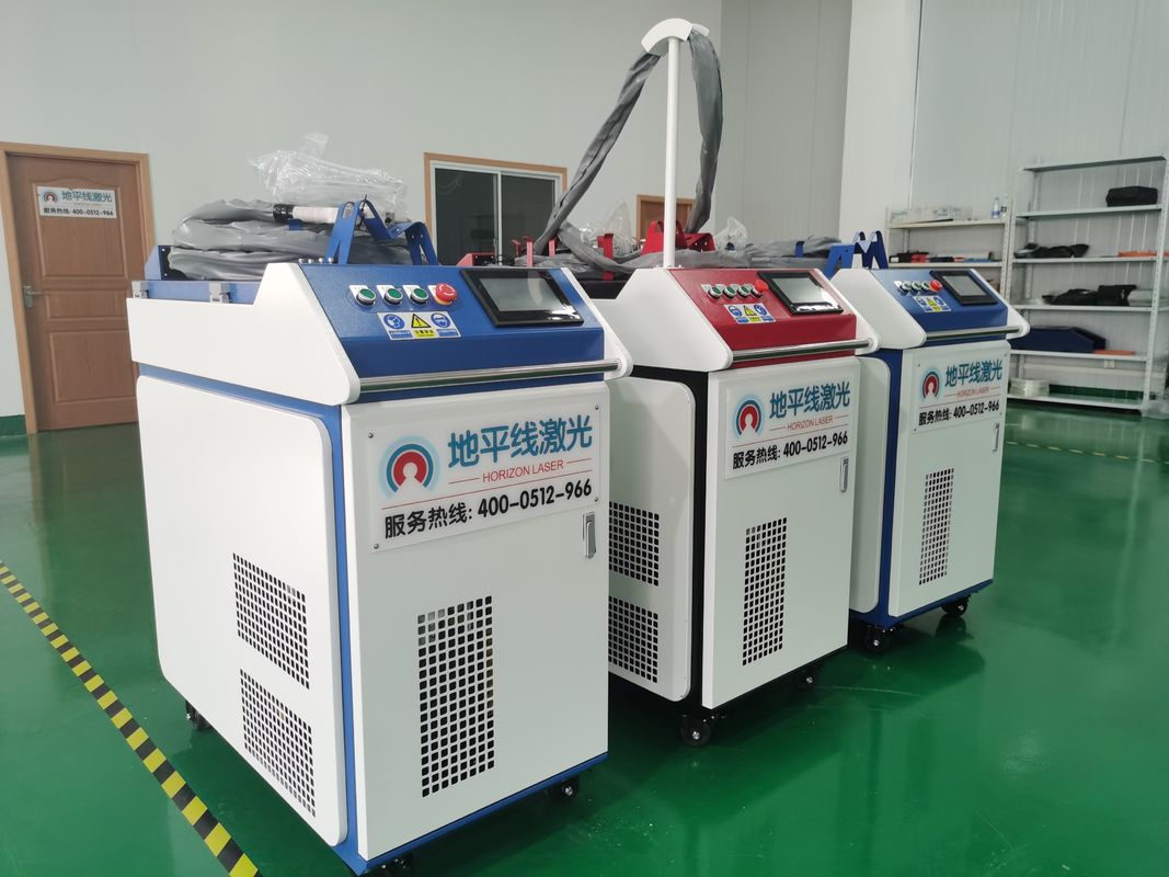 testa per saldare di Water Cooling Swing del saldatore del laser della fibra di 1080nm 1500W