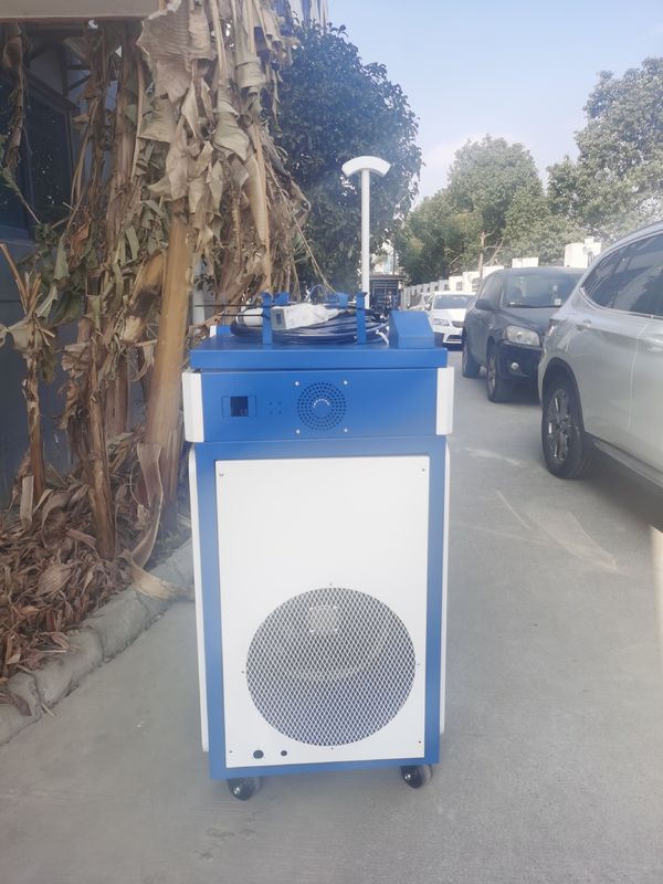 Macchina della saldatura a laser della fibra 1000W di raffreddamento ad acqua tenuta in mano