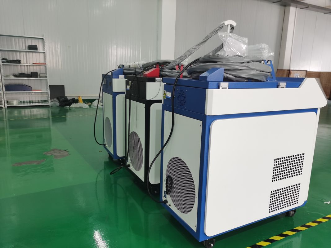 6 saldatore di saldatura del laser della fibra di modi 8KW 8m, alluminio di For Steel And del saldatore