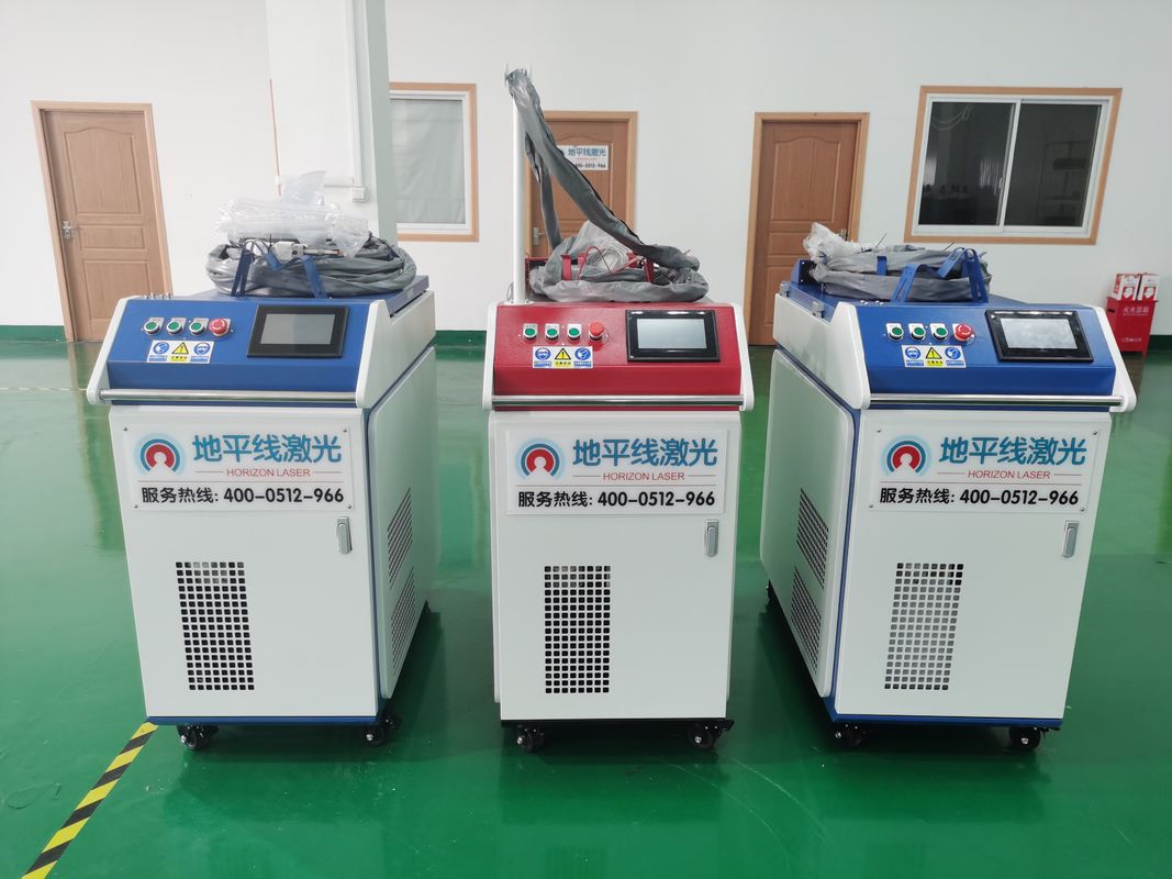 CE tenuto in mano della macchina 1500W della saldatura a laser di 1080nm CW con il refrigeratore