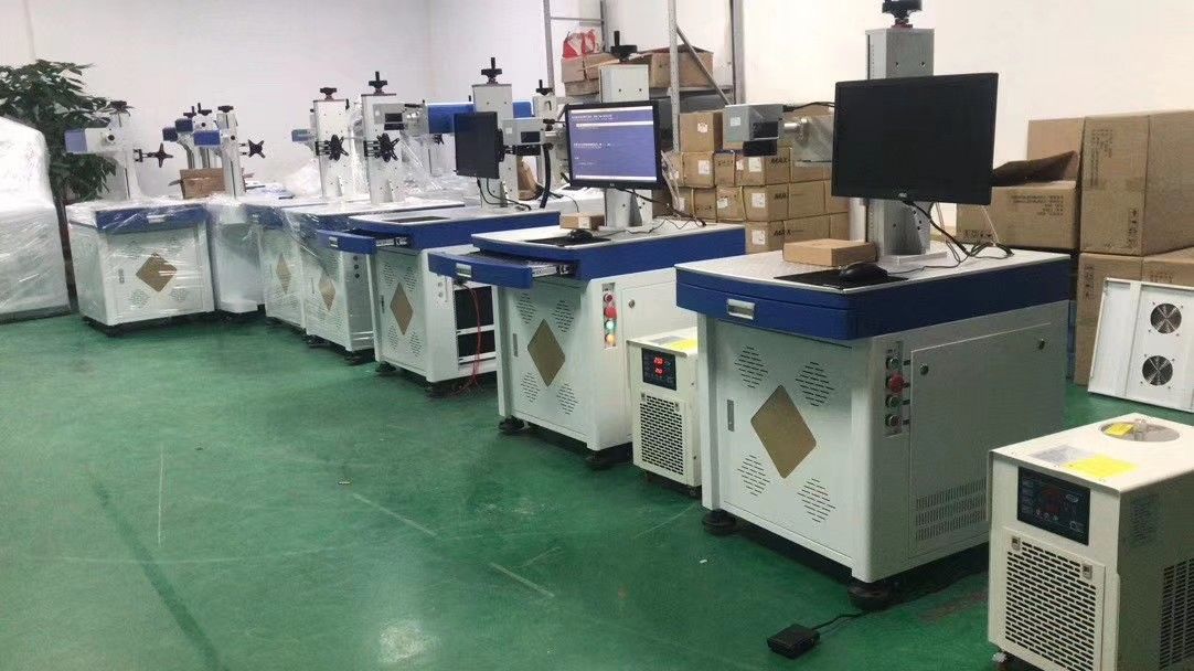 macchina UV dell'incisione laser 5W