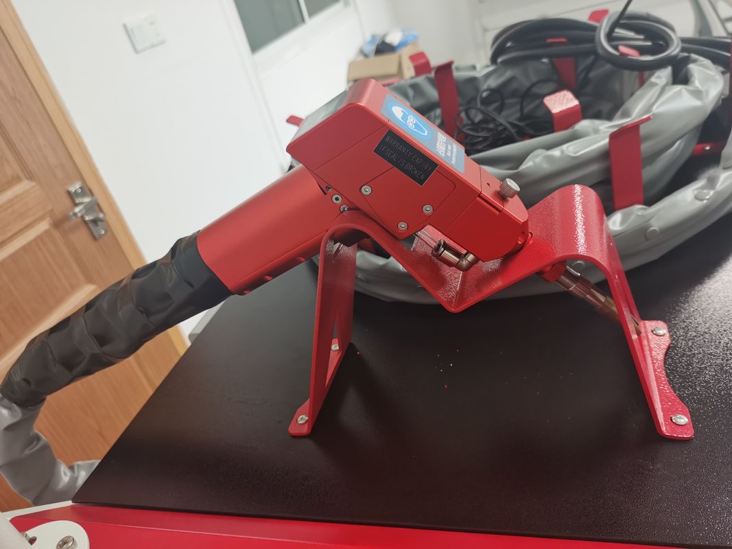 progettazione ergonomica del laser di 1000W 1080nm di modi tenuti in mano del saldatore 6