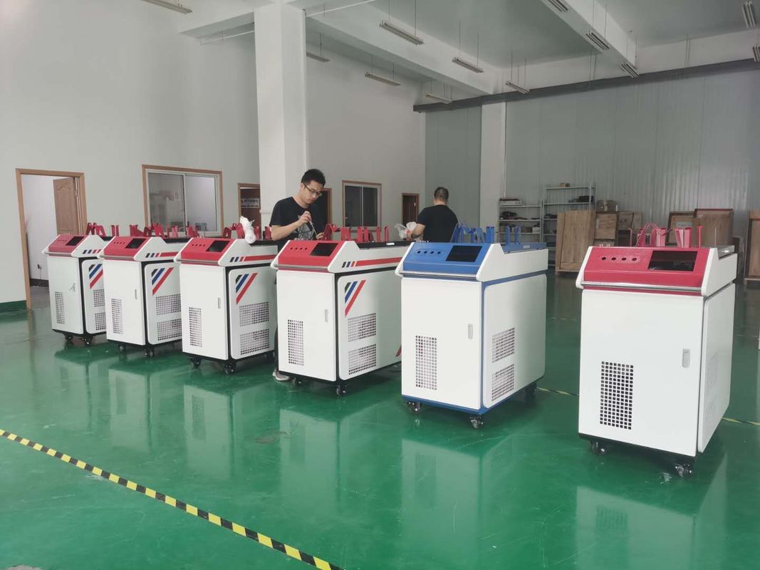 Saldatore tenuto in mano Time Energy Splitting del laser 1000w di 50HZ 6mm