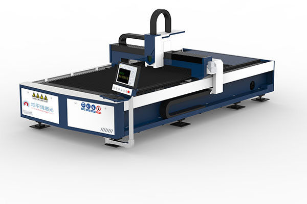 Chiuso strutturi la tagliatrice del laser della fibra 1000w di 4000mm