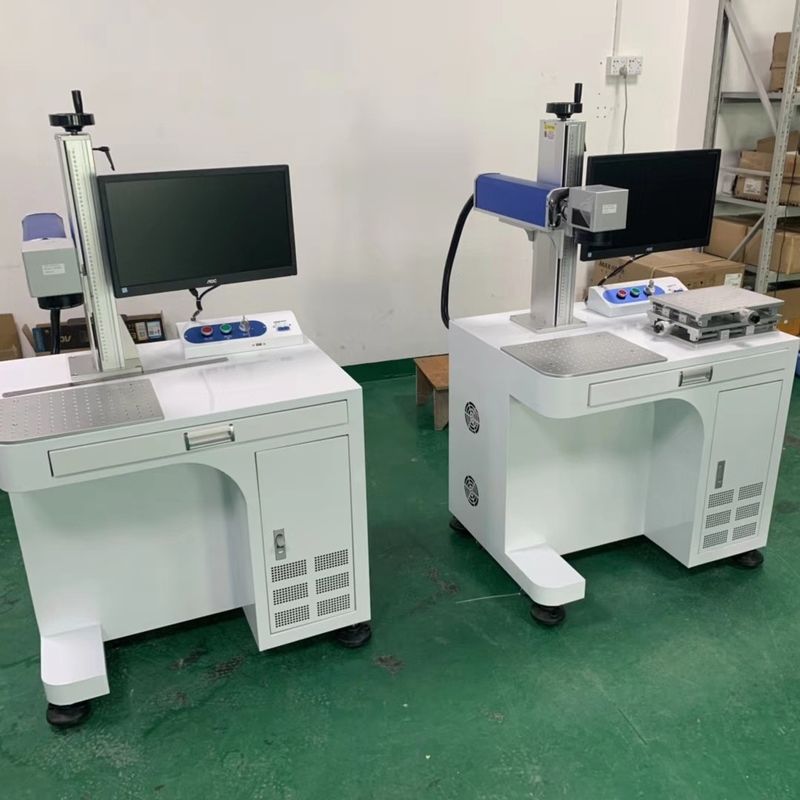 Macchine di segno del laser del metallo 30W 60khz, macchina della marcatura del laser per plastica
